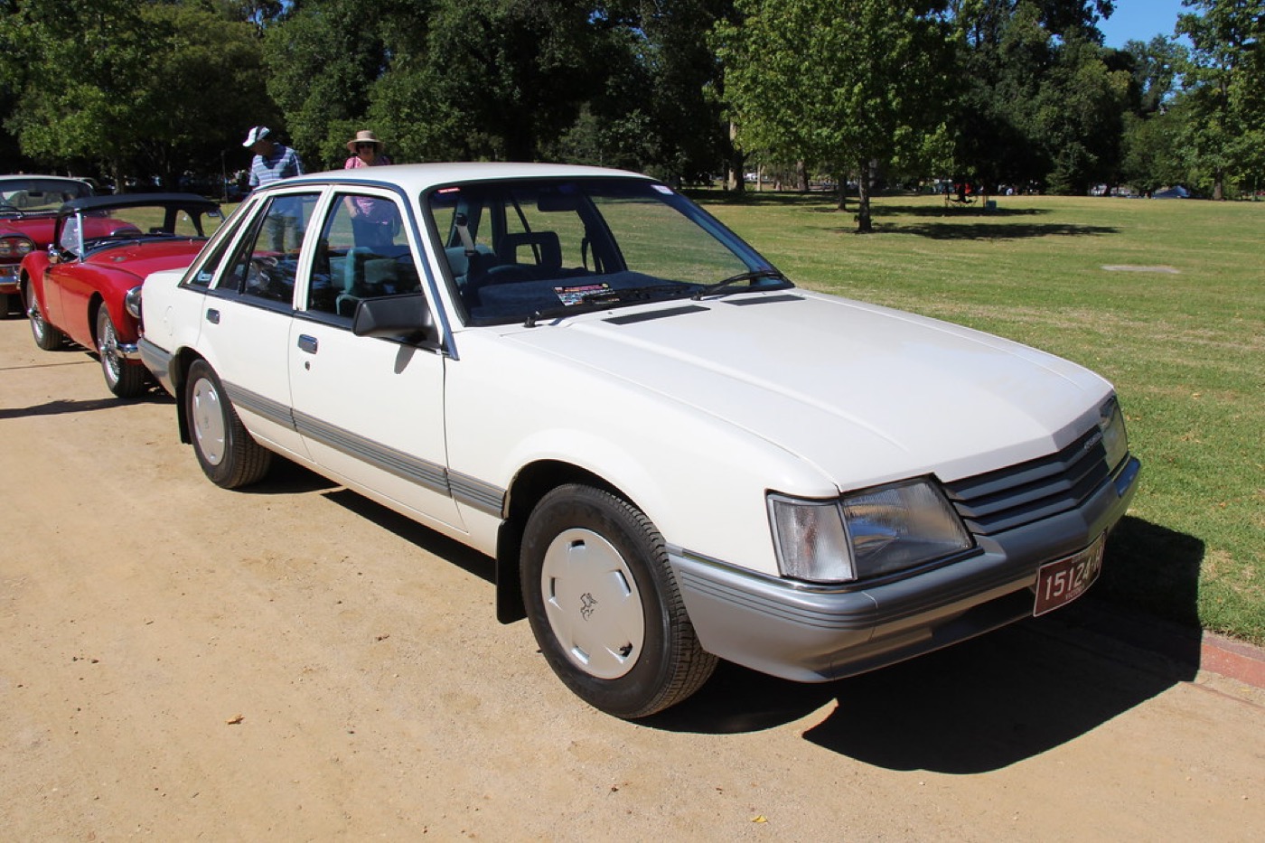1985 Holden VK Commodore Sedan